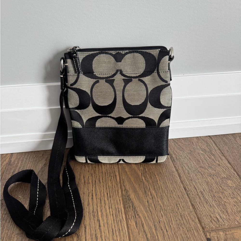Coach Signature Canvas Crossbody in Black and Khaki/Beige